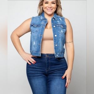 Distressed Denim Vest (Plus)